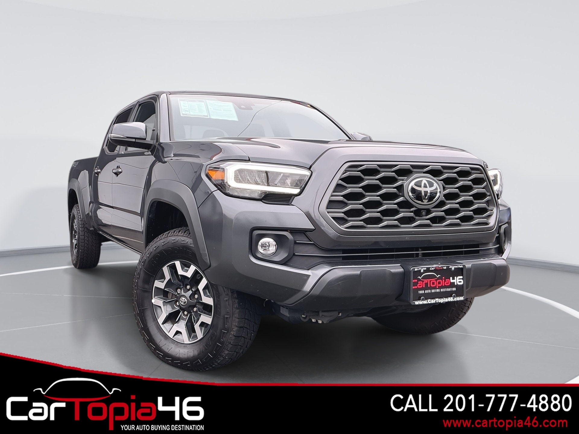 2023 Toyota Tacoma TRD Off Road's photo