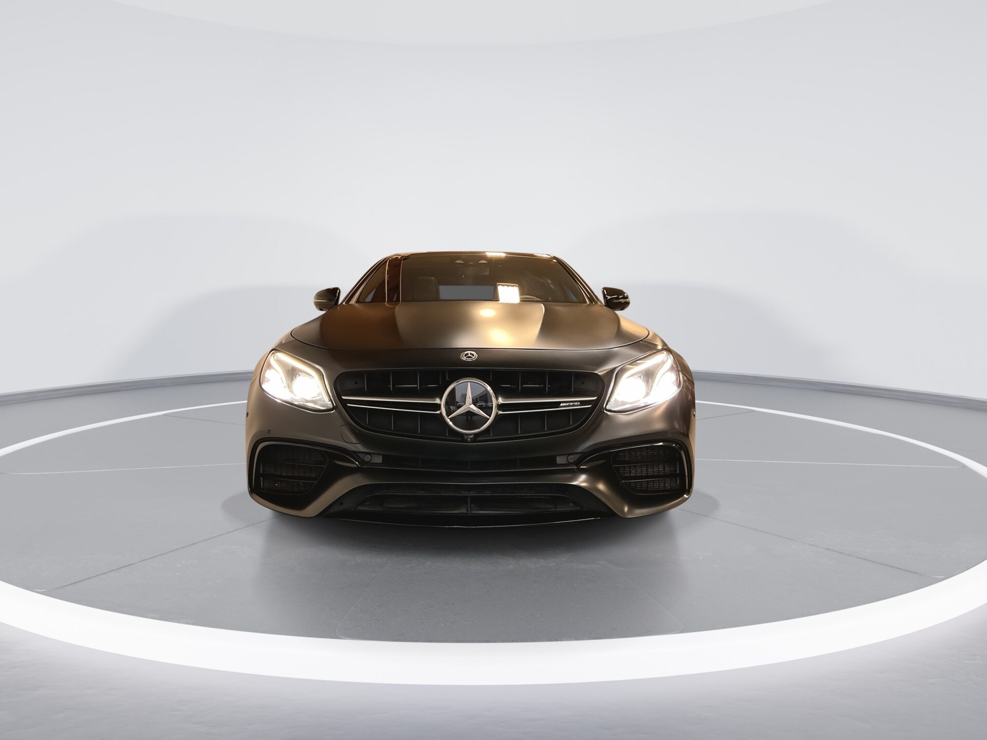 2018 Mercedes Benz E AMG 63 S 4MATIC photo 3