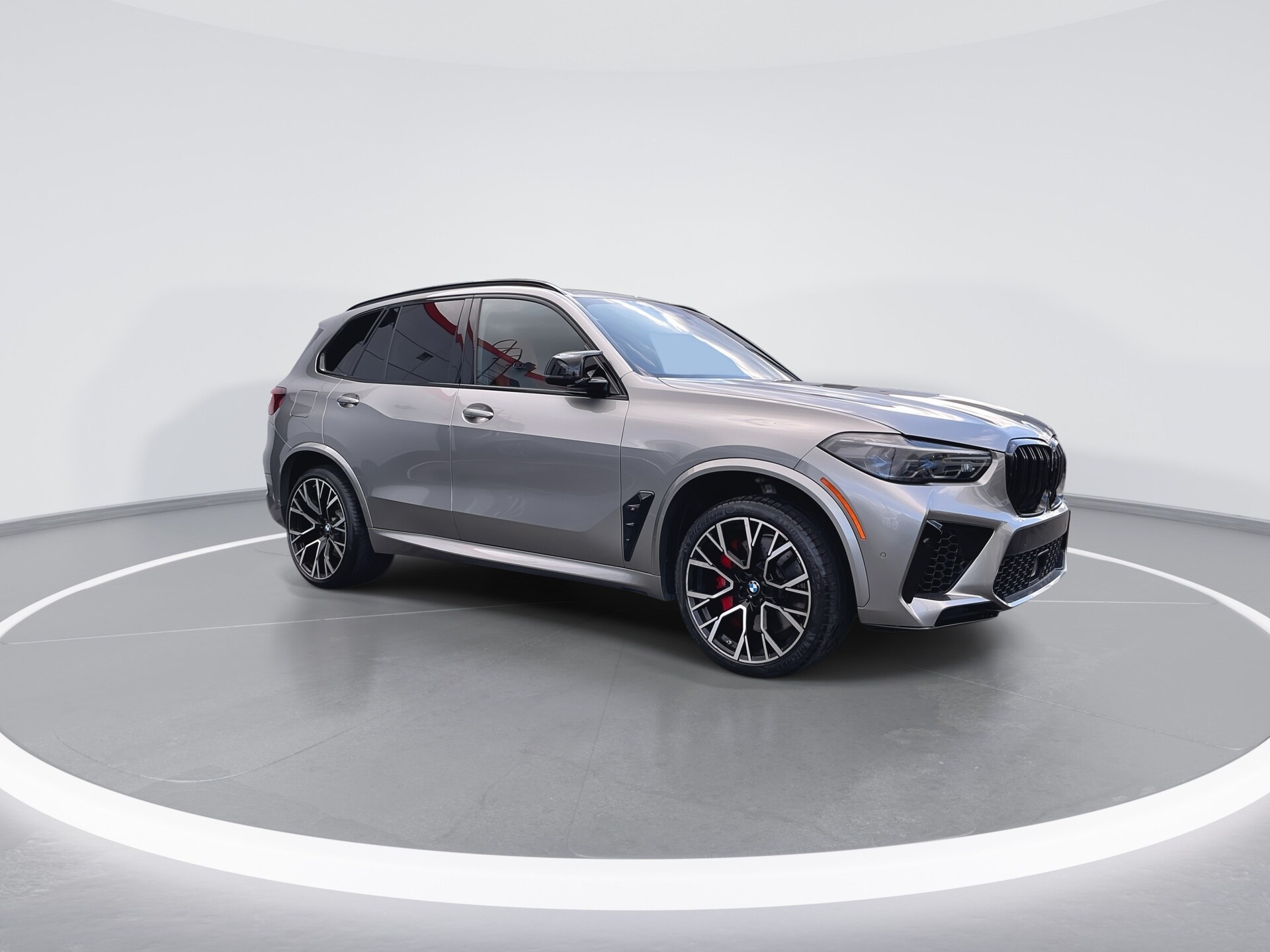 2022 Bmw X5 M photo 2
