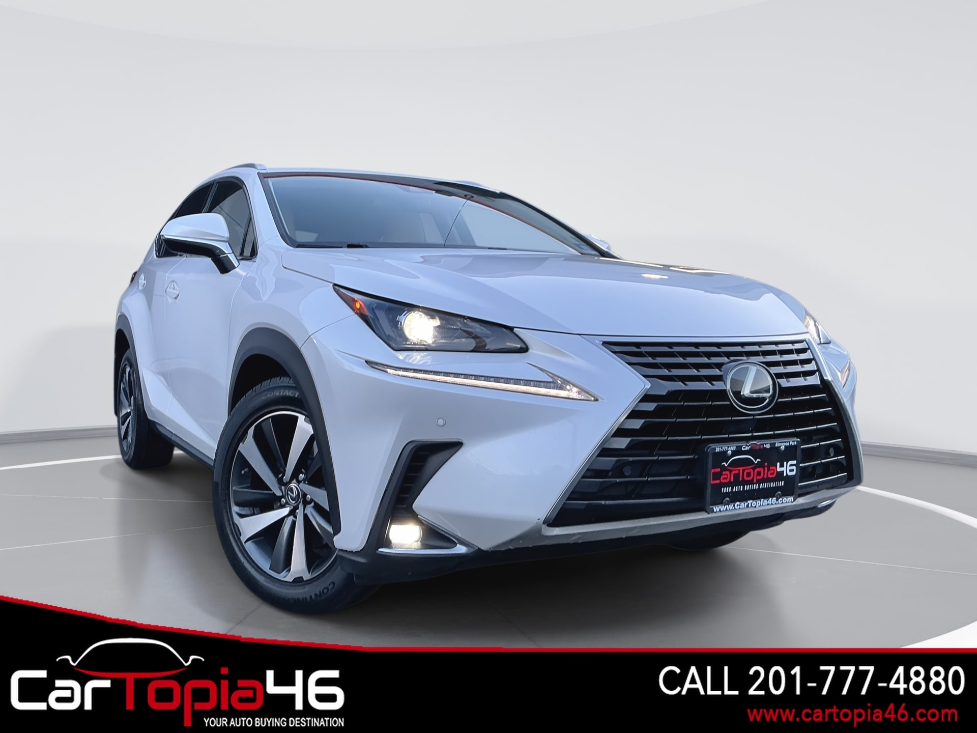 2020 Lexus NX 300's photo
