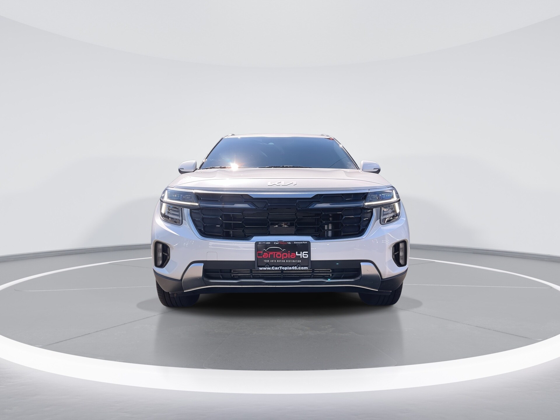 2024 Kia Seltos SX photo 2