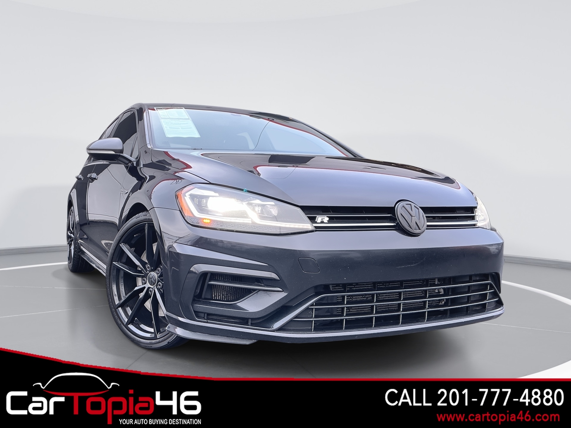 2019 Volkswagen Golf R Base's photo