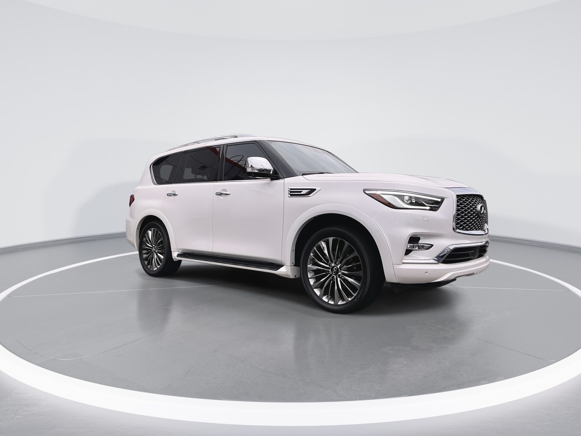 2021 Infiniti QX80 Sensory photo 2
