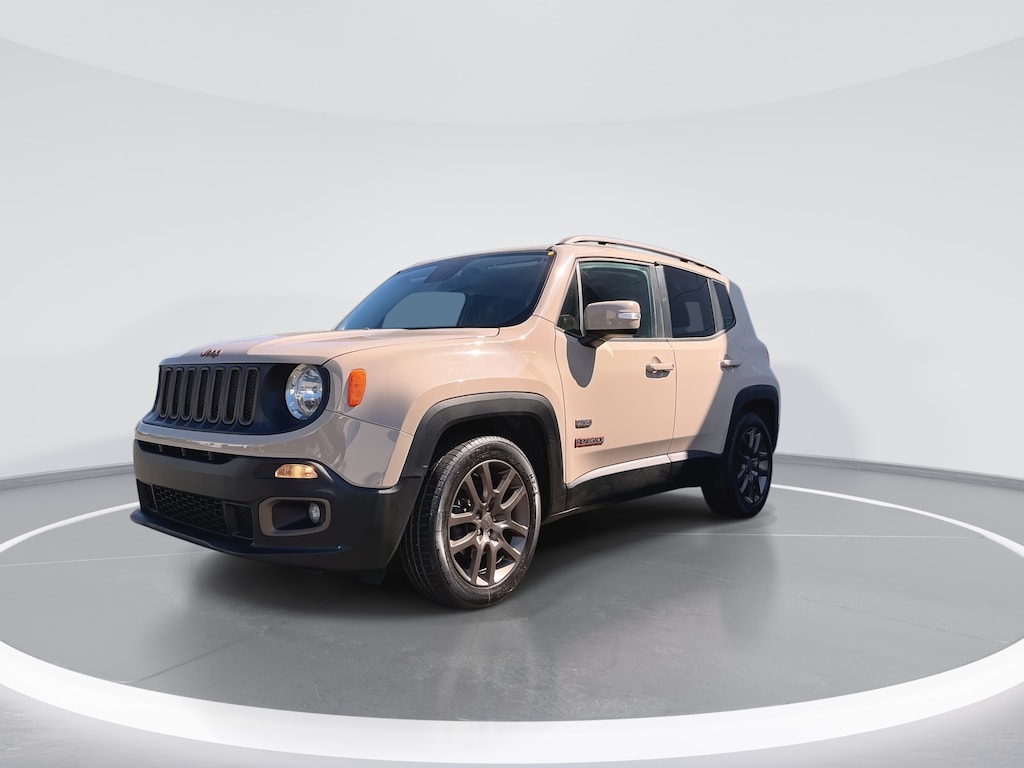 Used 2016 Jeep Renegade Latitude FWD SUV