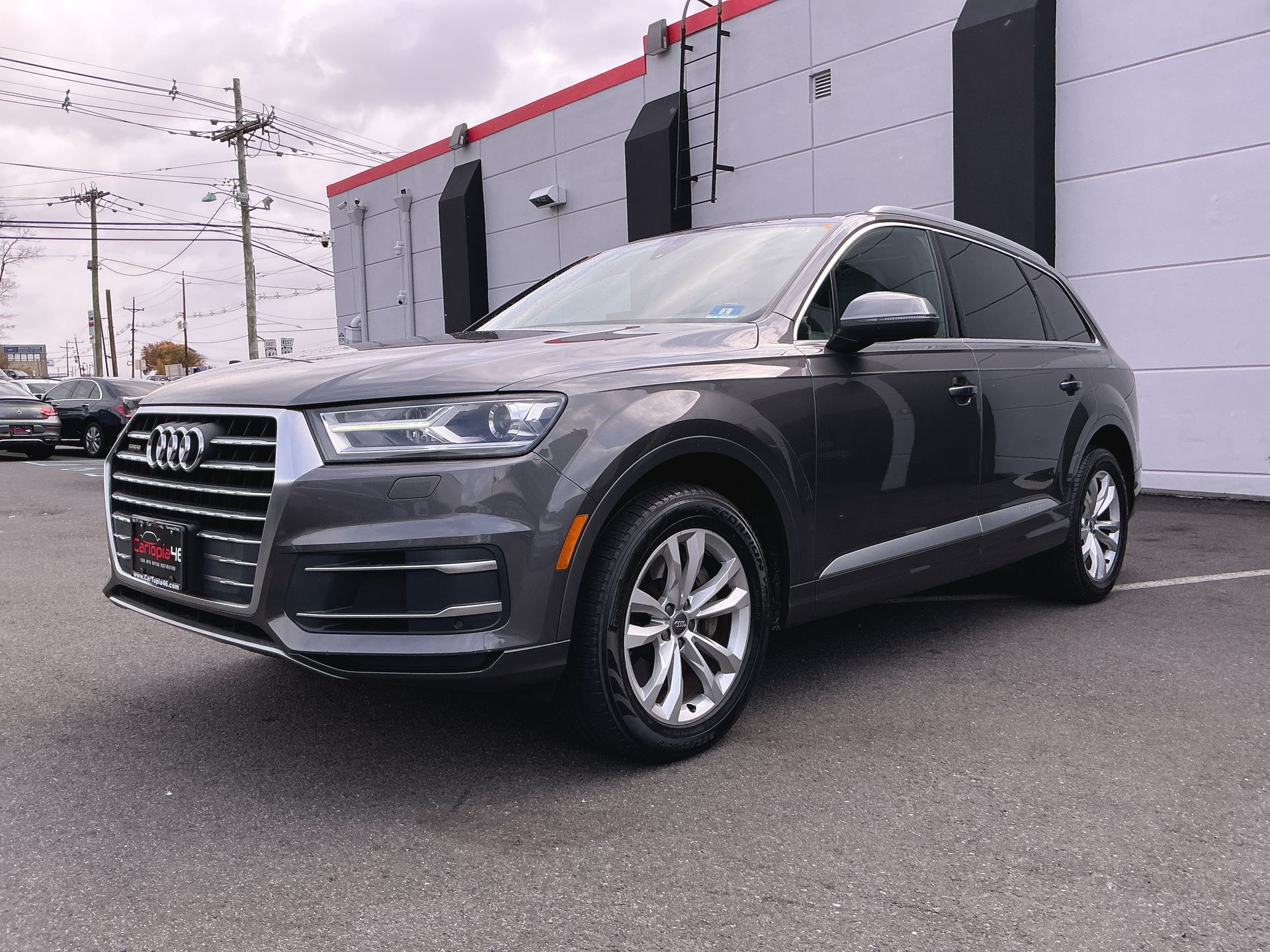 2019 Audi Q7 45 Premium photo 4