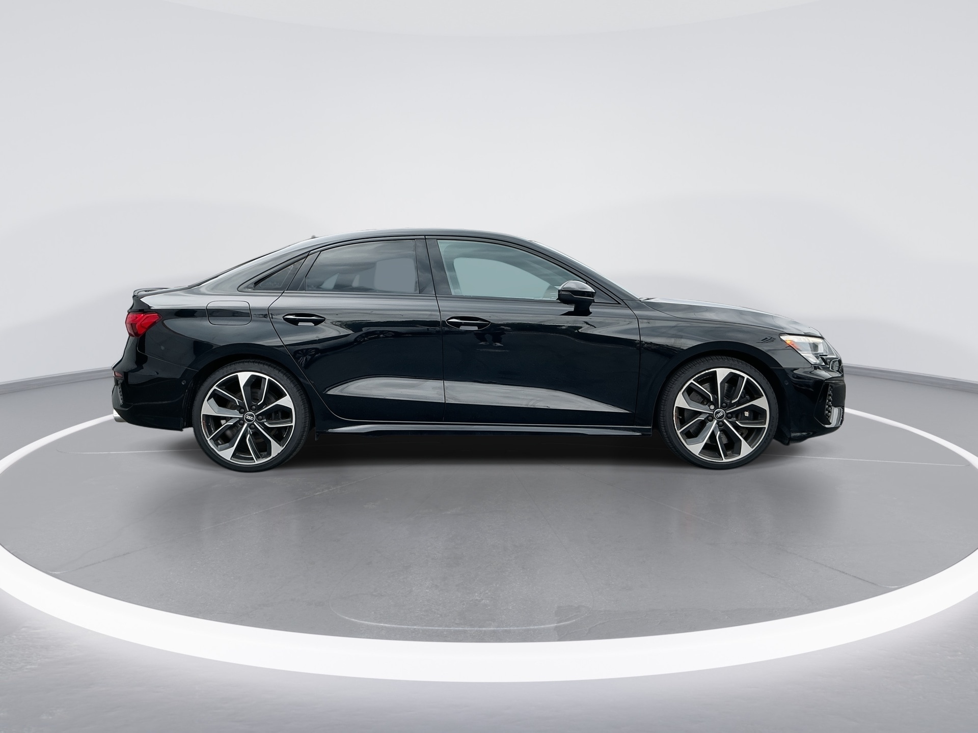 2022 Audi S3 Premium Plus - Photo 9
