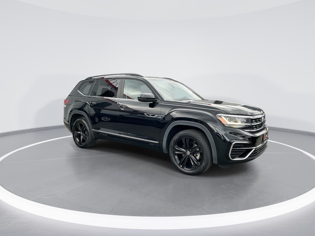 Used 2021 Volkswagen Atlas 3.6L V6 SE w/Technology R-Line SUV