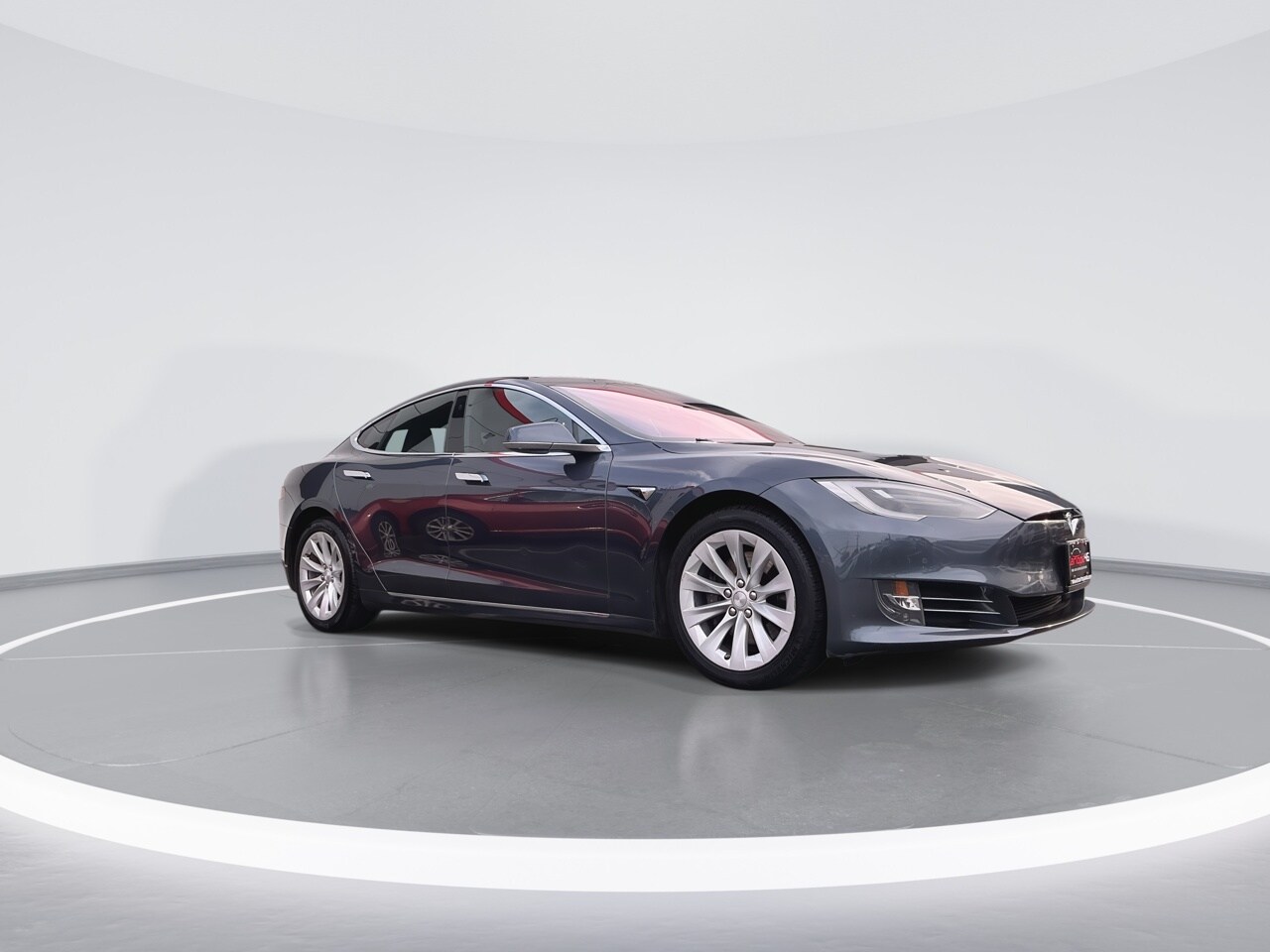 2018 Tesla Model S photo 2