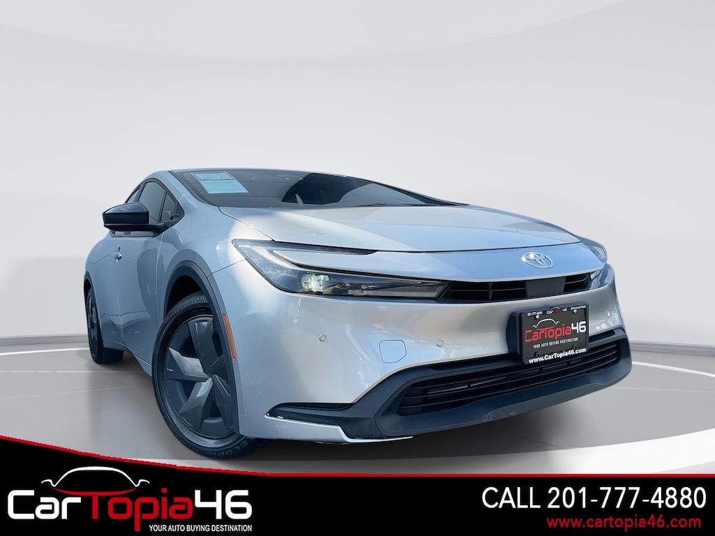 Used 2024 Toyota Prius LE Hatchback