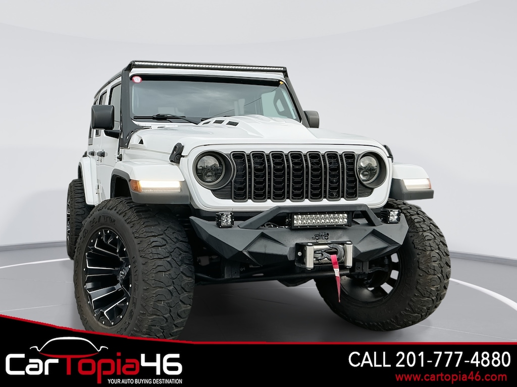 Used 2019 Jeep Wrangler Sahara SUV