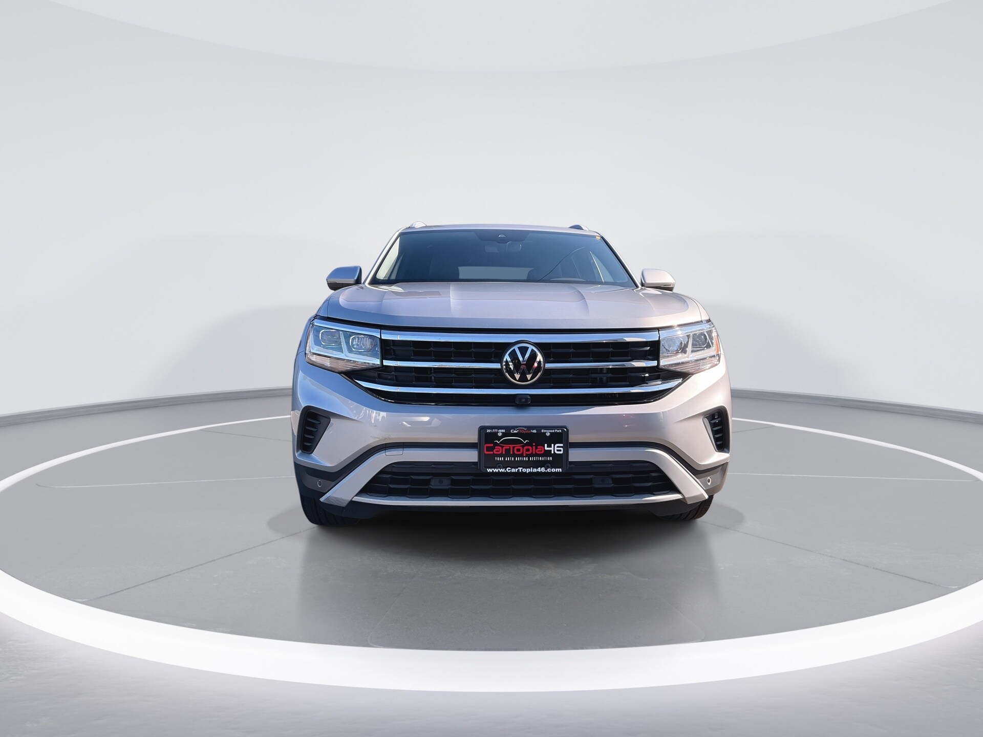 2021 Volkswagen Atlas Cross Sport V6 SEL Premium photo 2