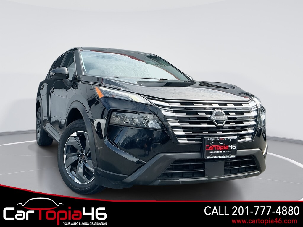 Used 2024 Nissan Rogue SV SUV