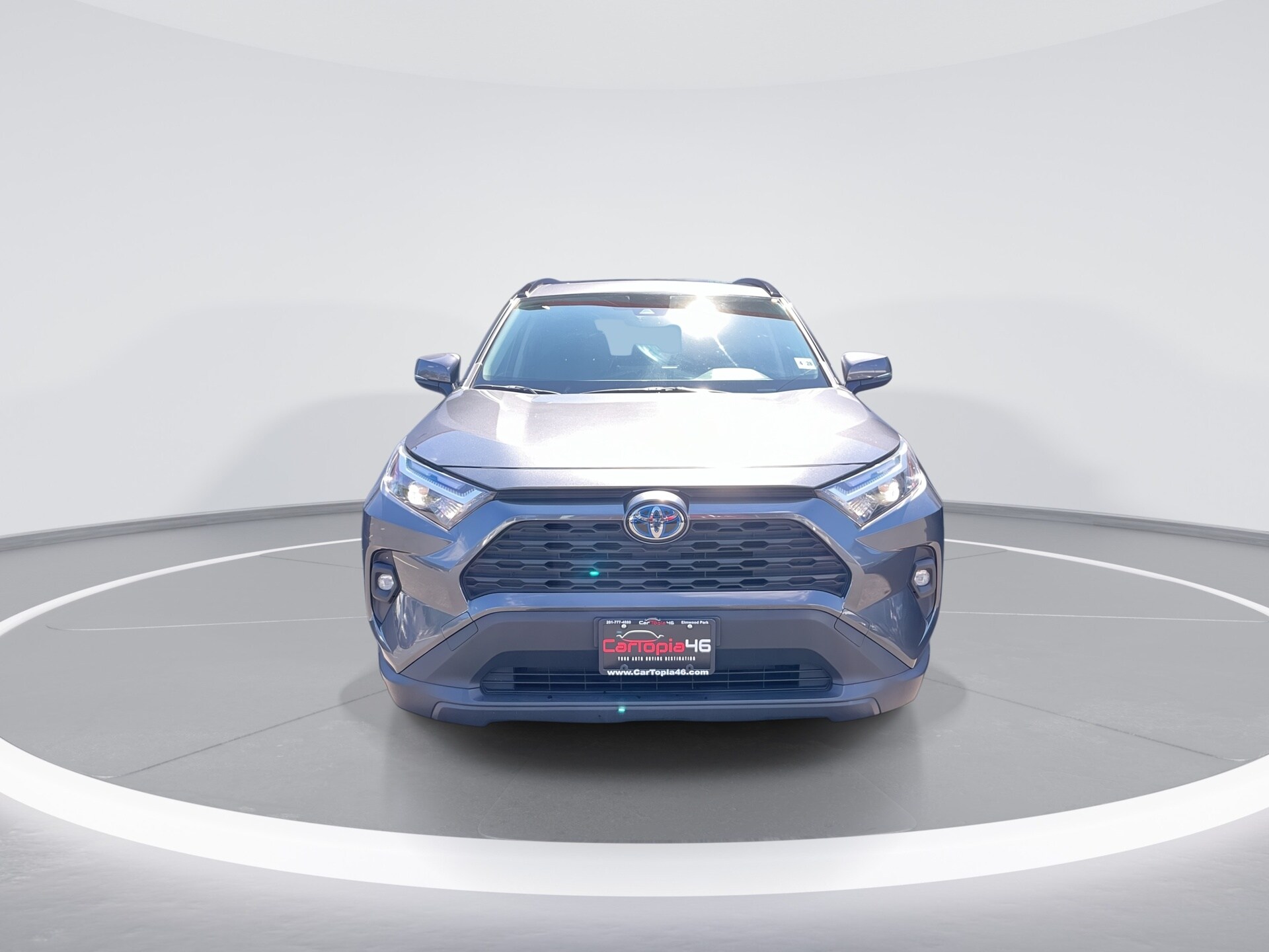 2023 Toyota RAV4 Hybrid XLE Premium photo 2