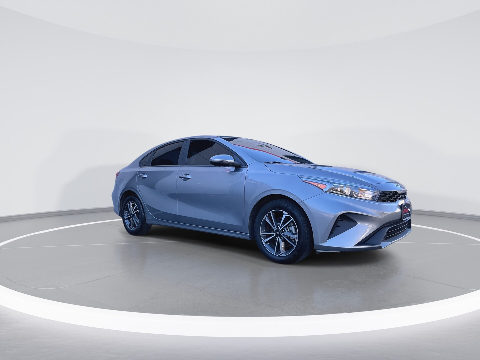 2023 Kia Forte LXS photo 2