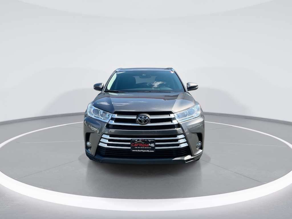 Used 2017 Toyota Highlander XLE SUV