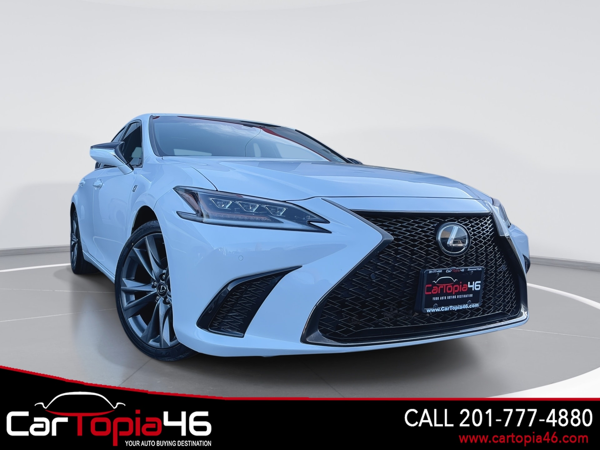 2020 Lexus ES F SPORT's photo