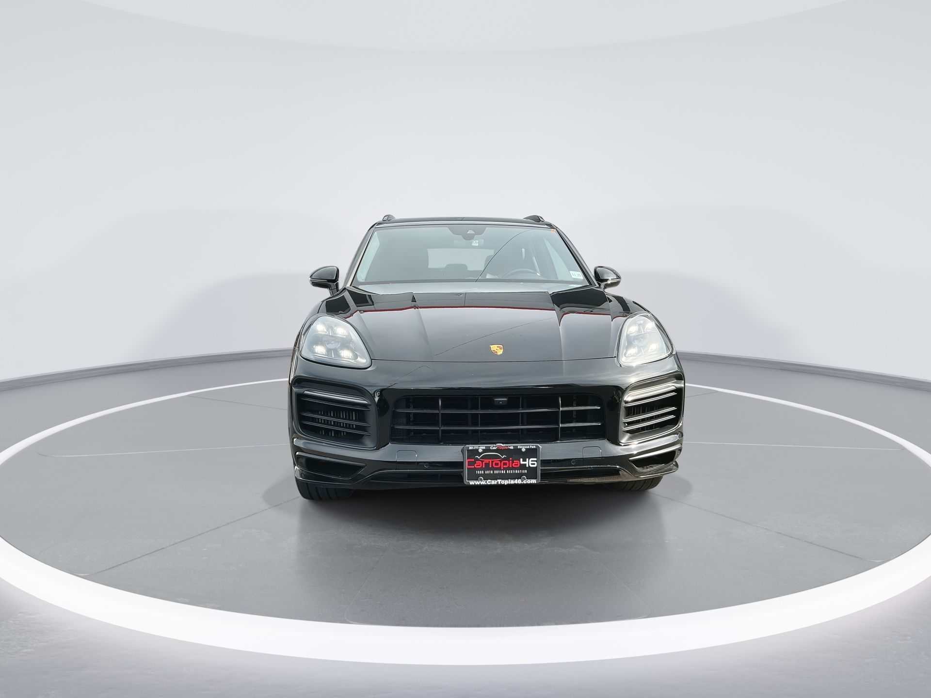 2021 Porsche Cayenne GTS photo 3