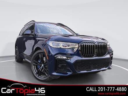 2022 BMW X7 M50i SUV
