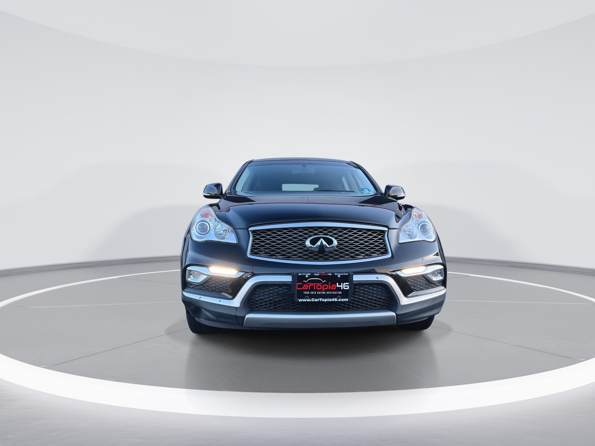 2016 Infiniti QX50 photo 2