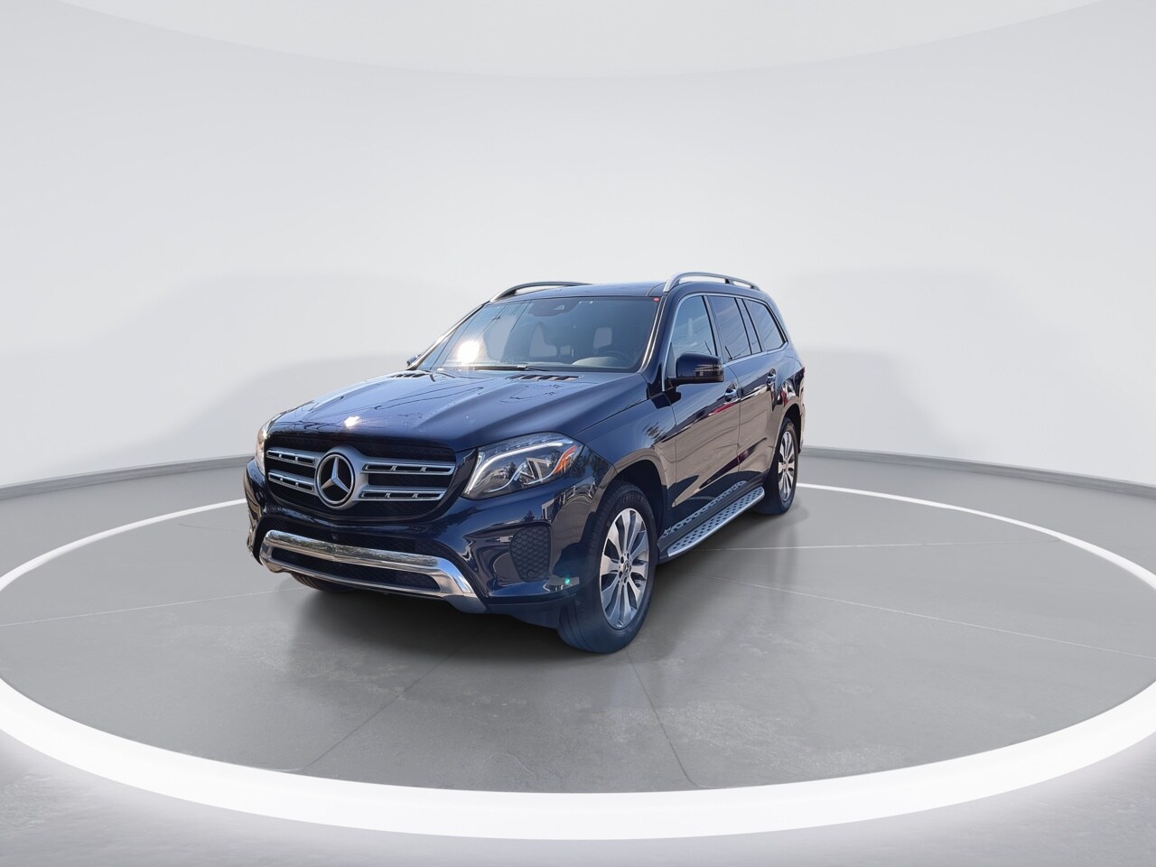 2018 Mercedes Benz GLS 450 4MATIC photo 4