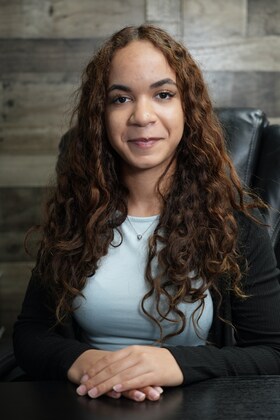 Staff member Arlenis Gonell from e6ca06bb0a85