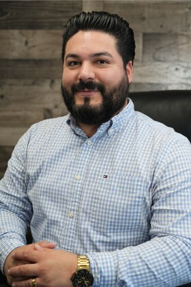 Staff member Luis Linarez from 9bf8657b5414
