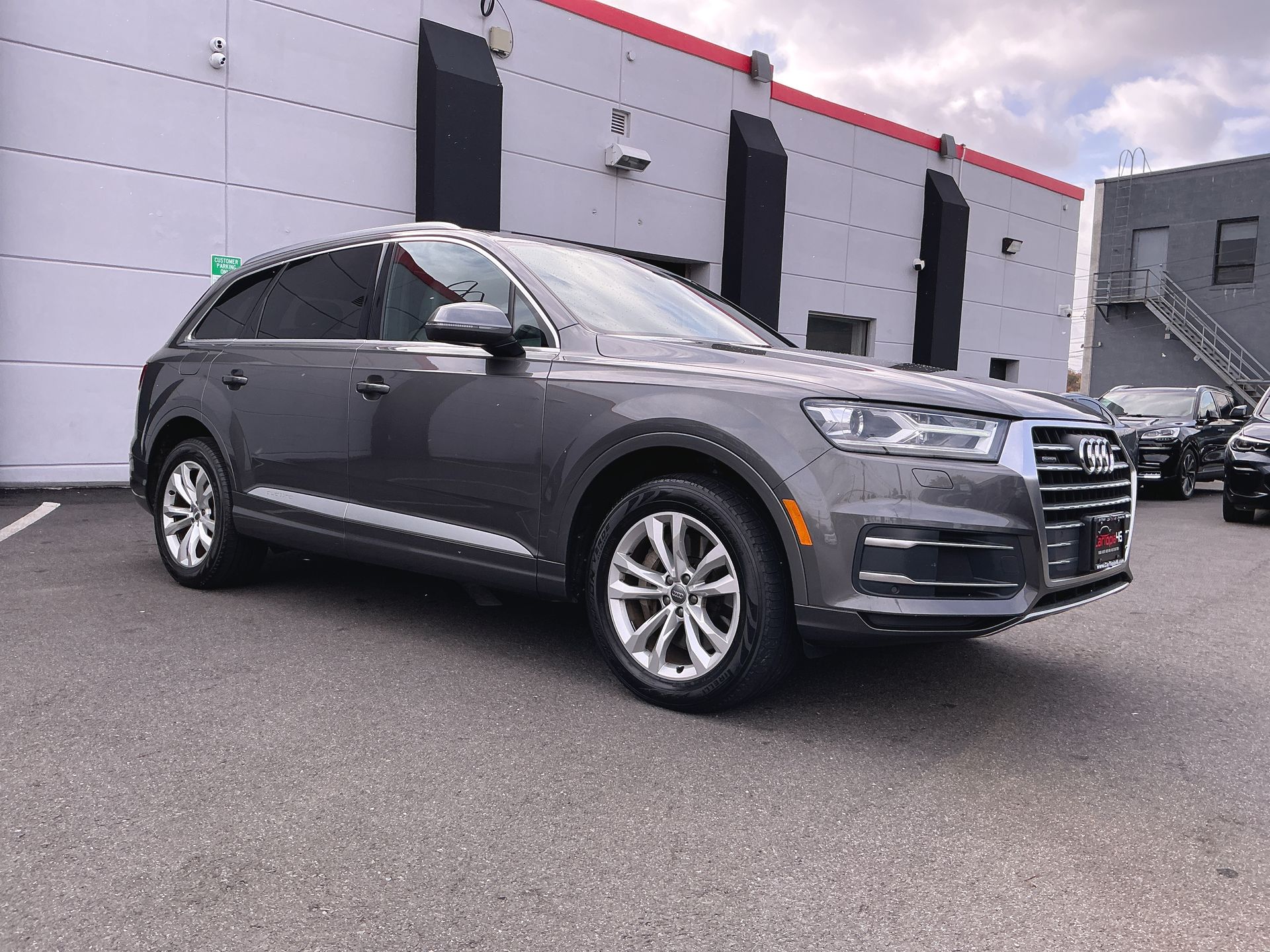 2019 Audi Q7 45 Premium photo 2