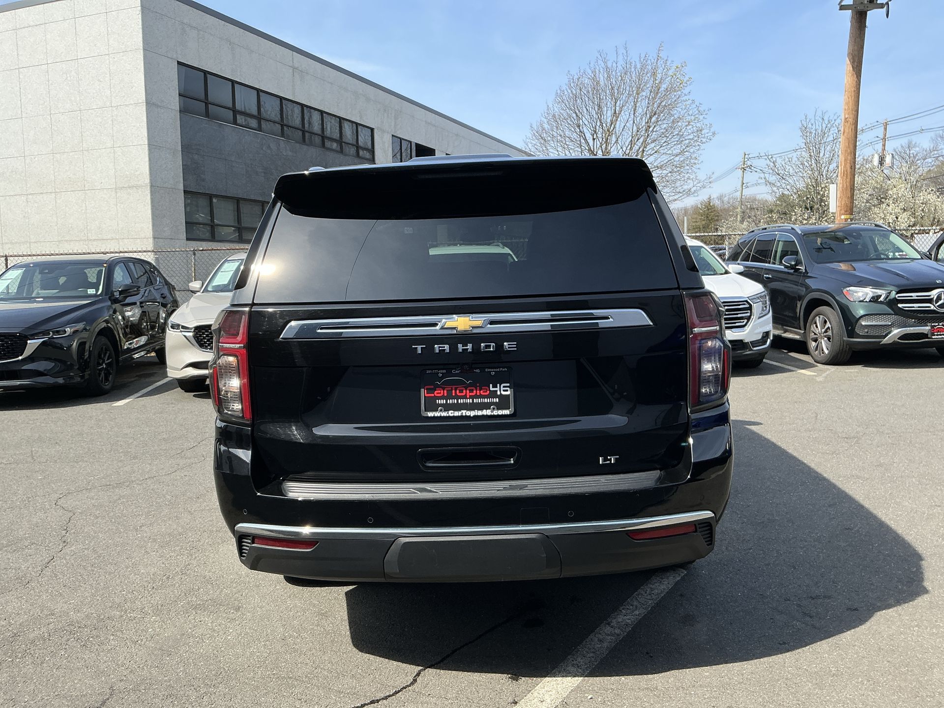 View vehicle photo 7