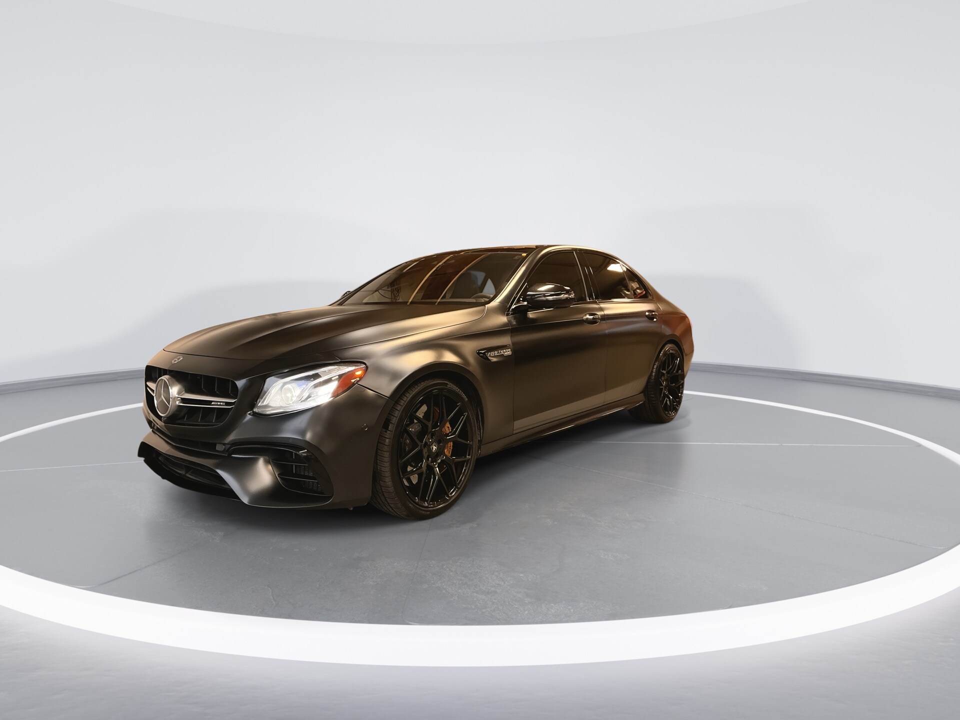 2018 Mercedes Benz E AMG 63 S 4MATIC photo 4