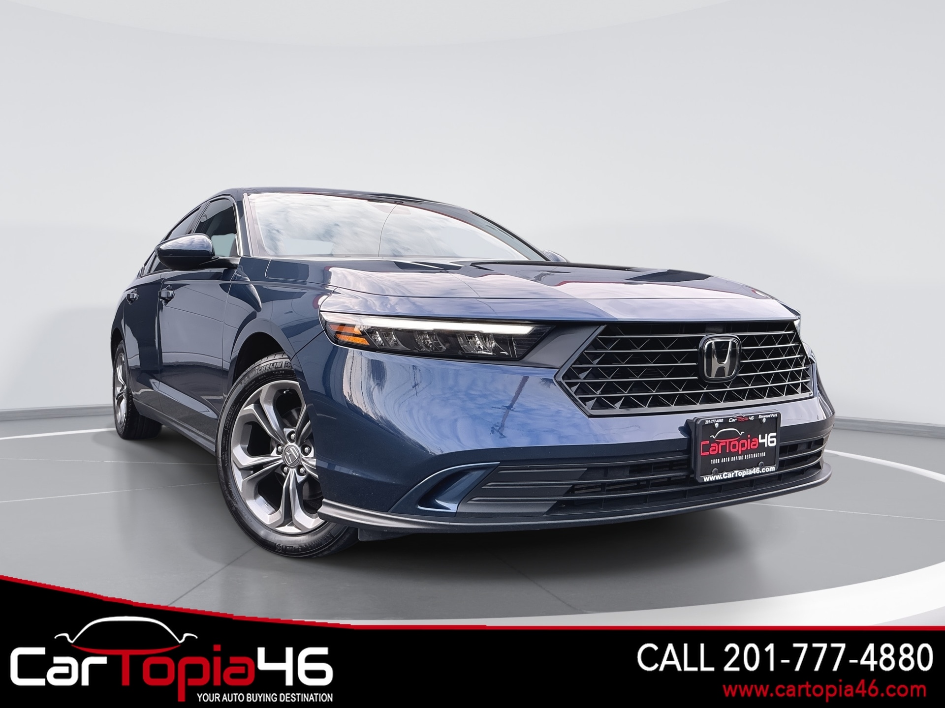 2024 Honda Accord EX's photo