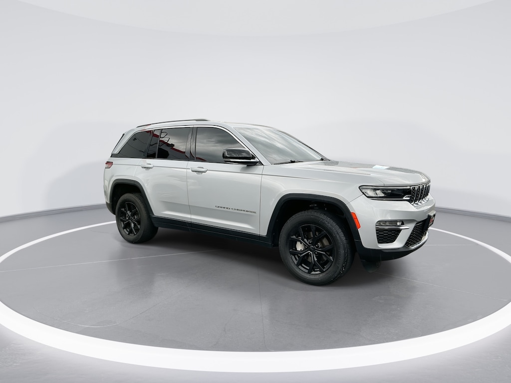 Used 2023 Jeep Grand Cherokee Limited SUV