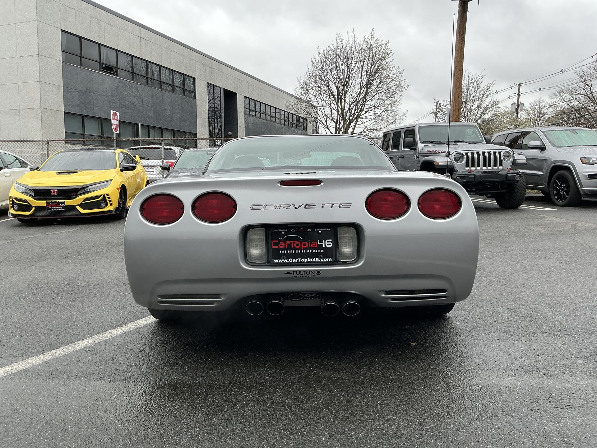 View vehicle photo 7