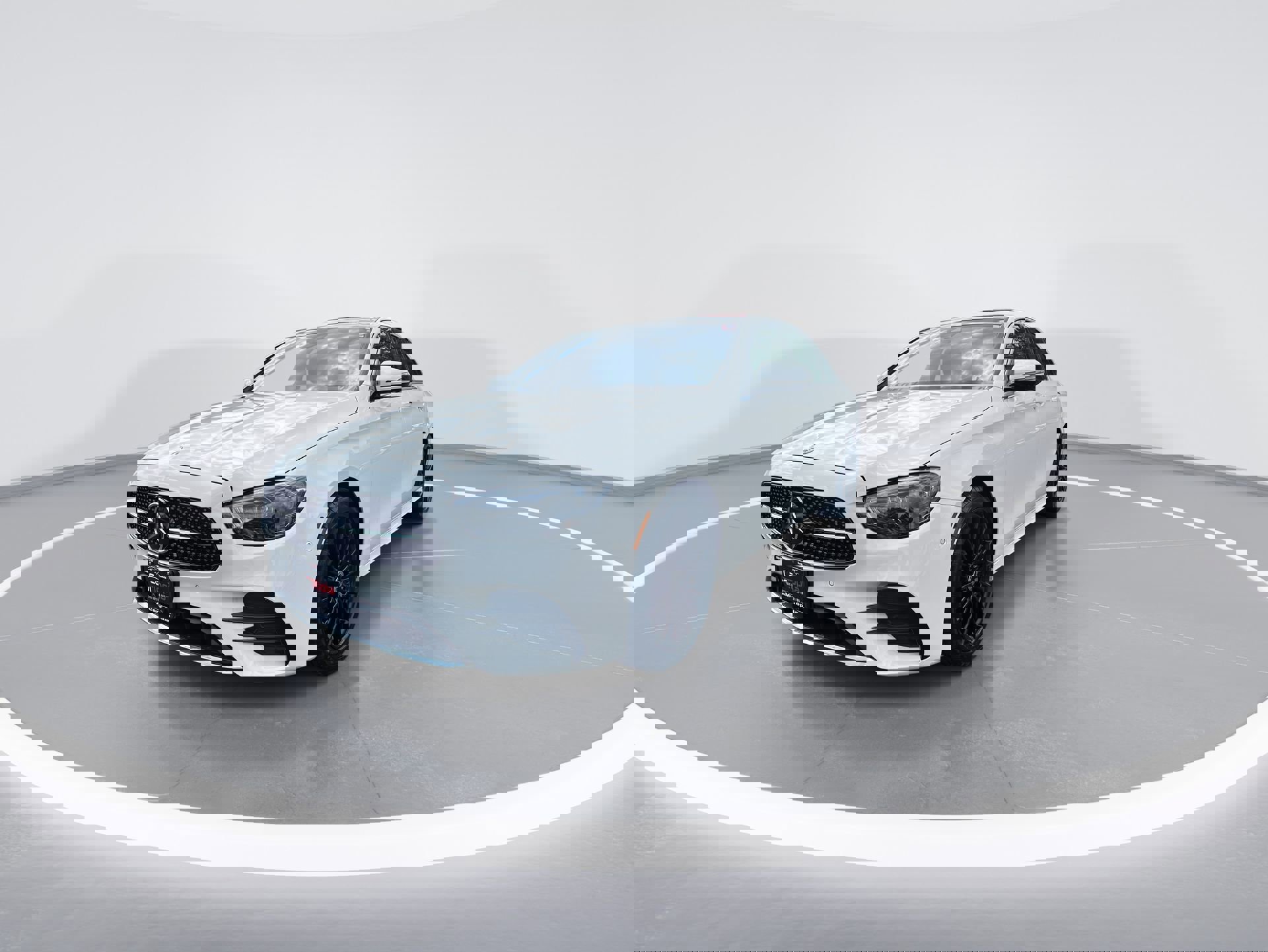 2022 Mercedes Benz E 450 4MATIC photo 4
