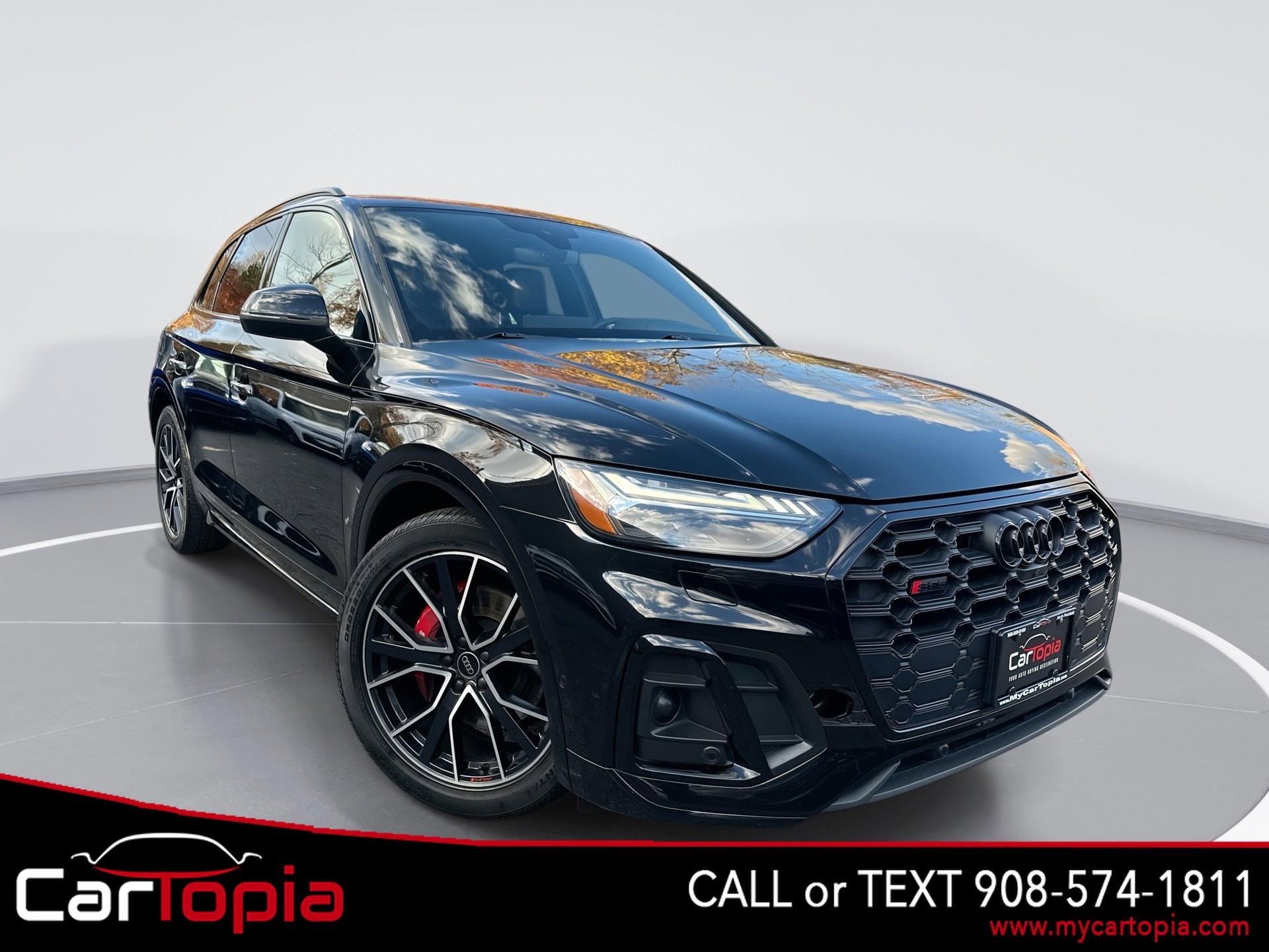 2024 Audi SQ5 Prestige's photo