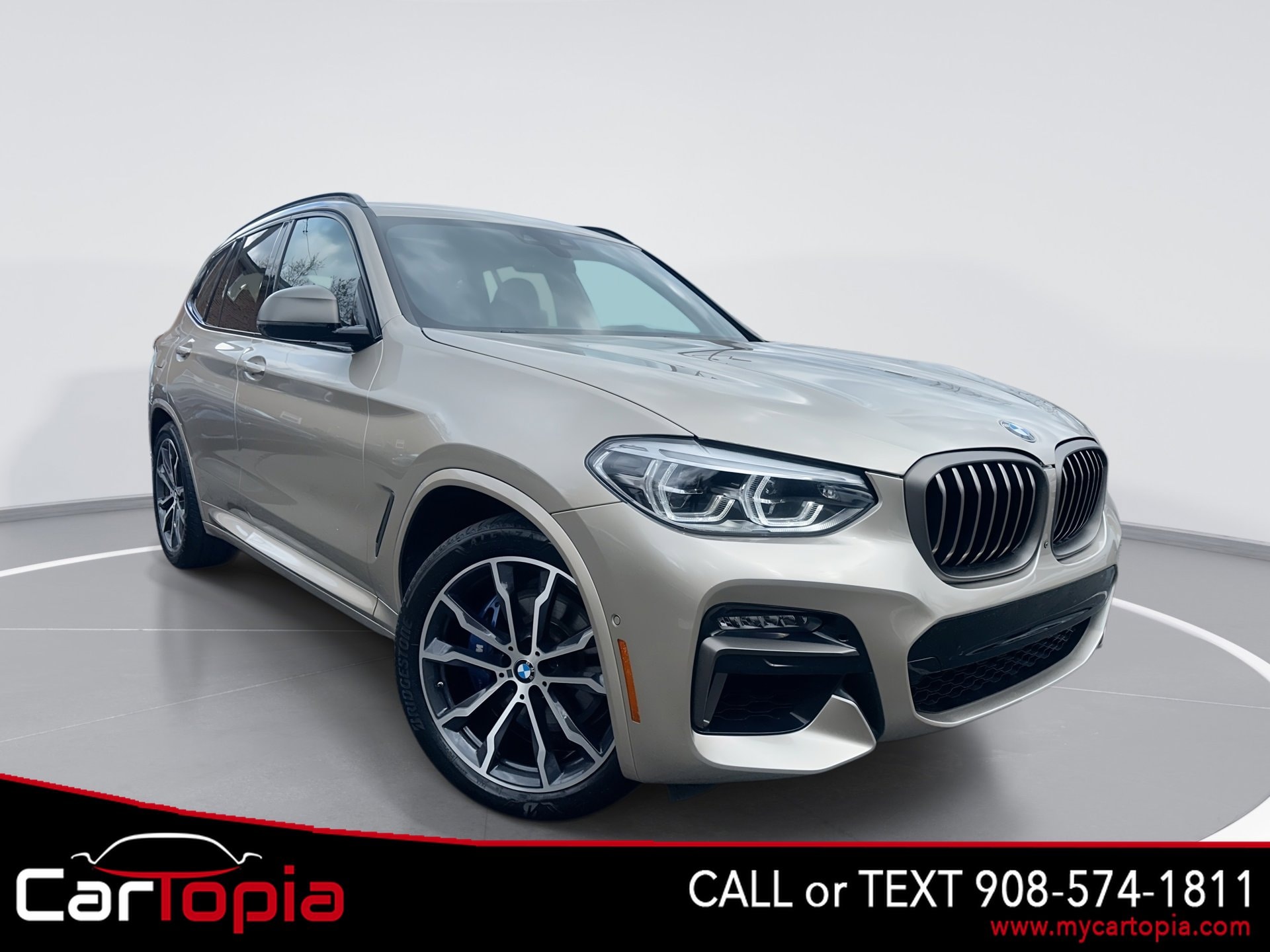 2021 BMW X3 40i's photo