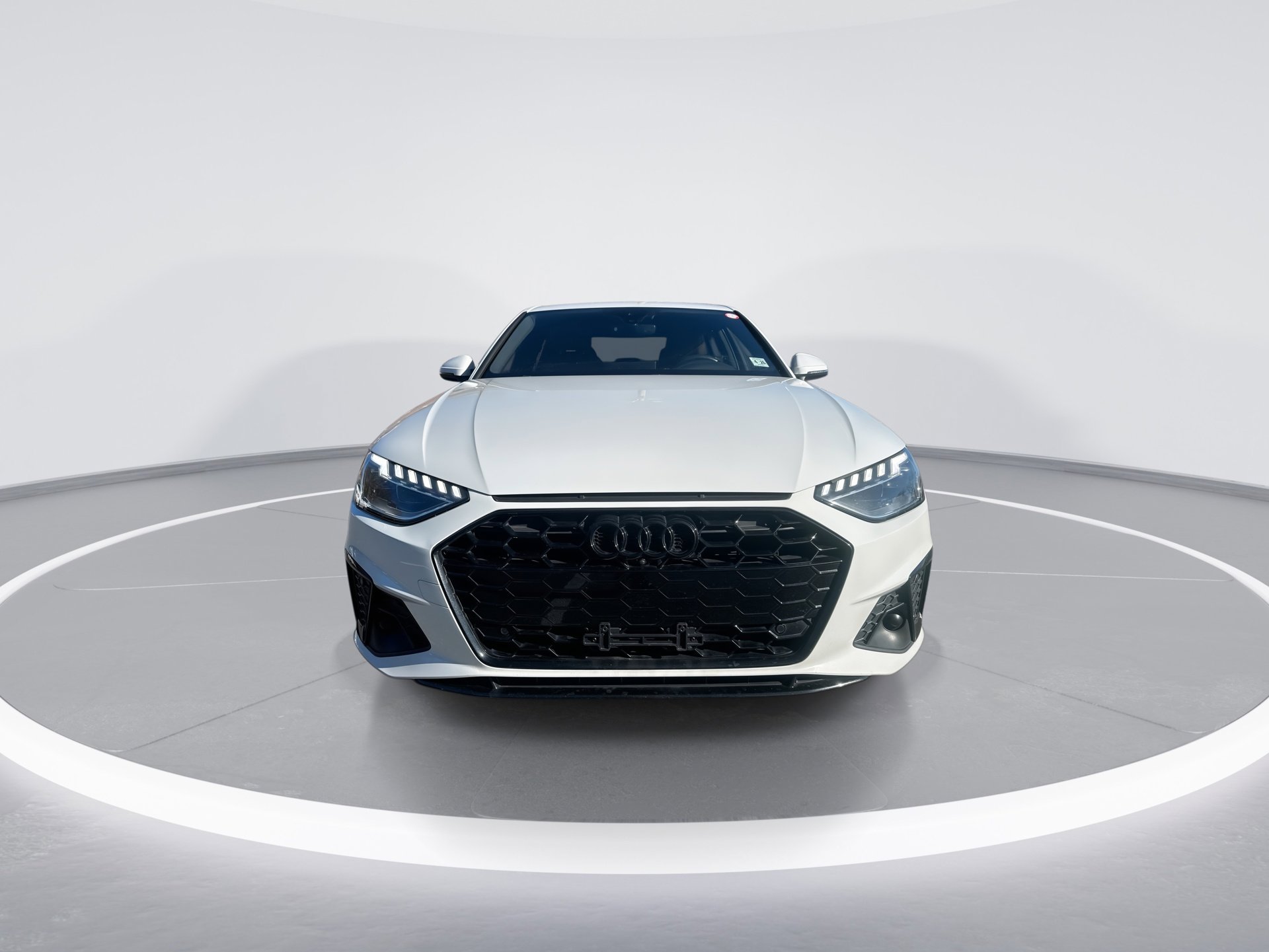 2021 Audi A4 45 S line Premium photo 3