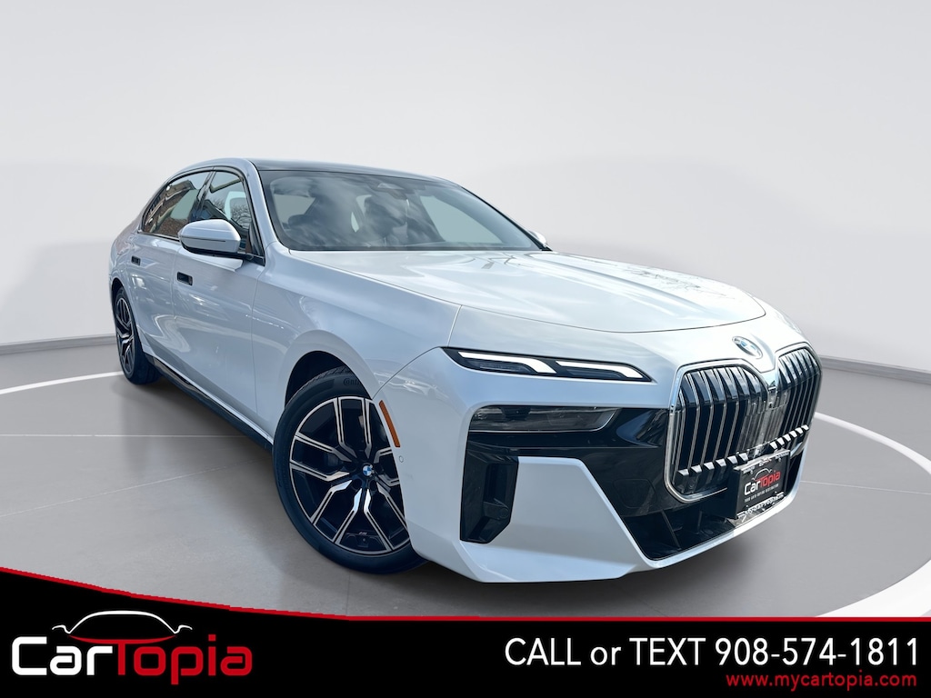 Used 2024 BMW 740i xDrive Sedan