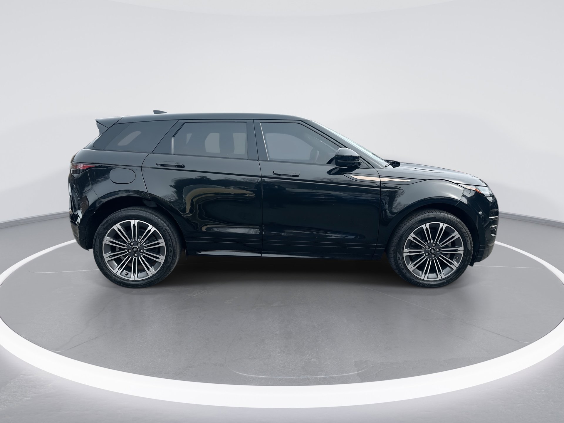 2024 Land Rover Range Rover Evoque Dynamic SE - Photo 9