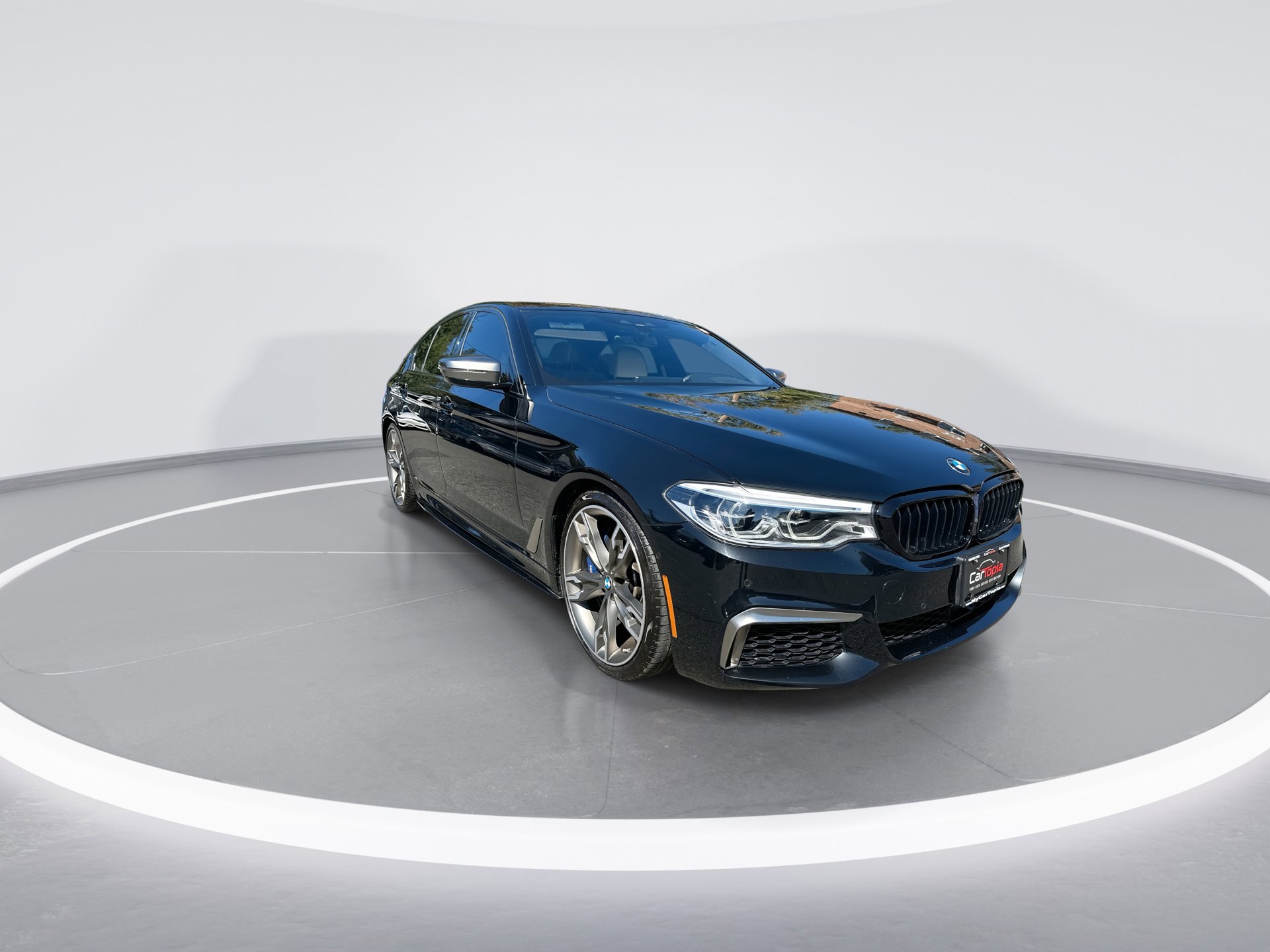2020 Bmw M550i xDrive photo 2