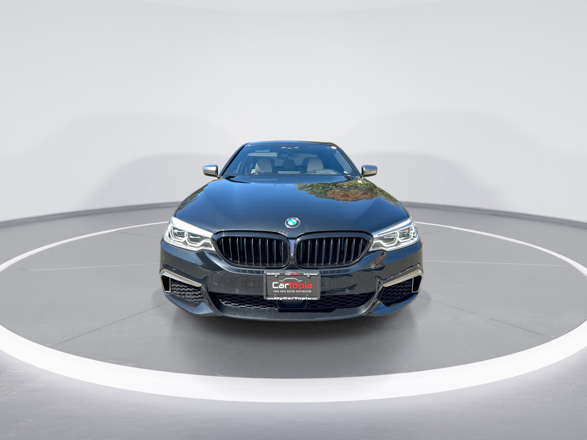 2020 Bmw M550i xDrive photo 3