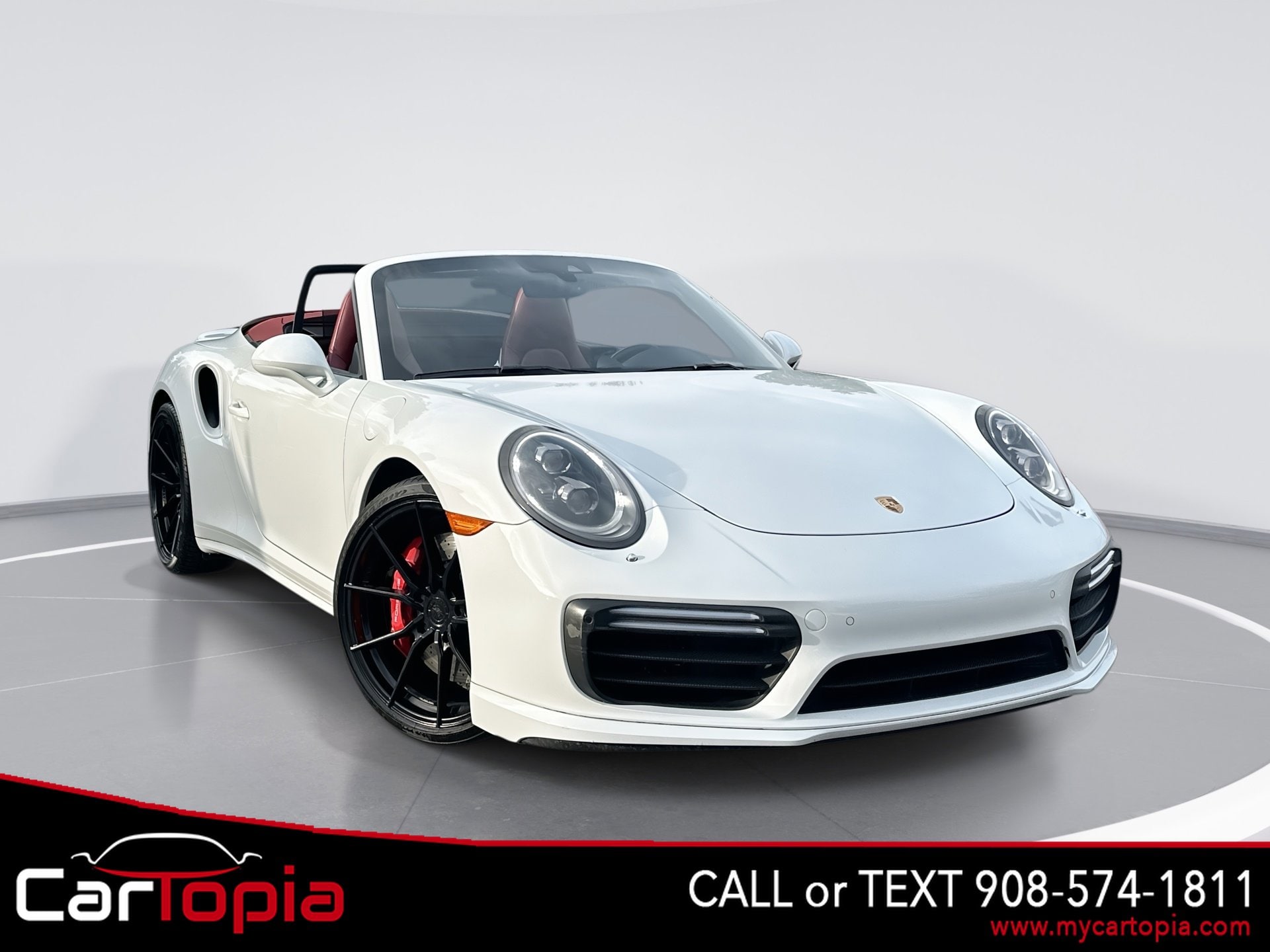 2018 Porsche 911 Turbo Cabriolet's photo