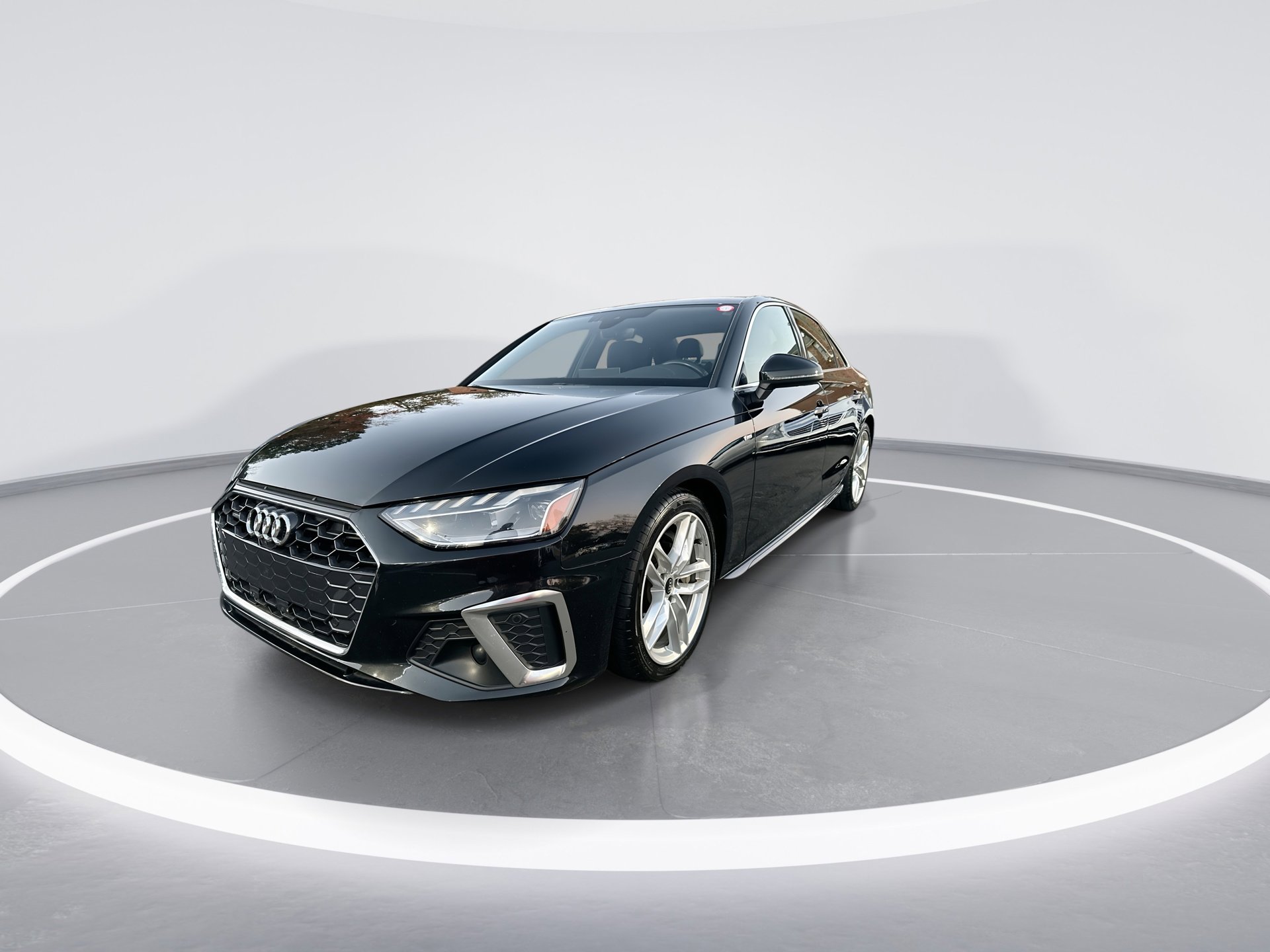 2023 Audi A4 S line Quattro Premium Plus photo 4