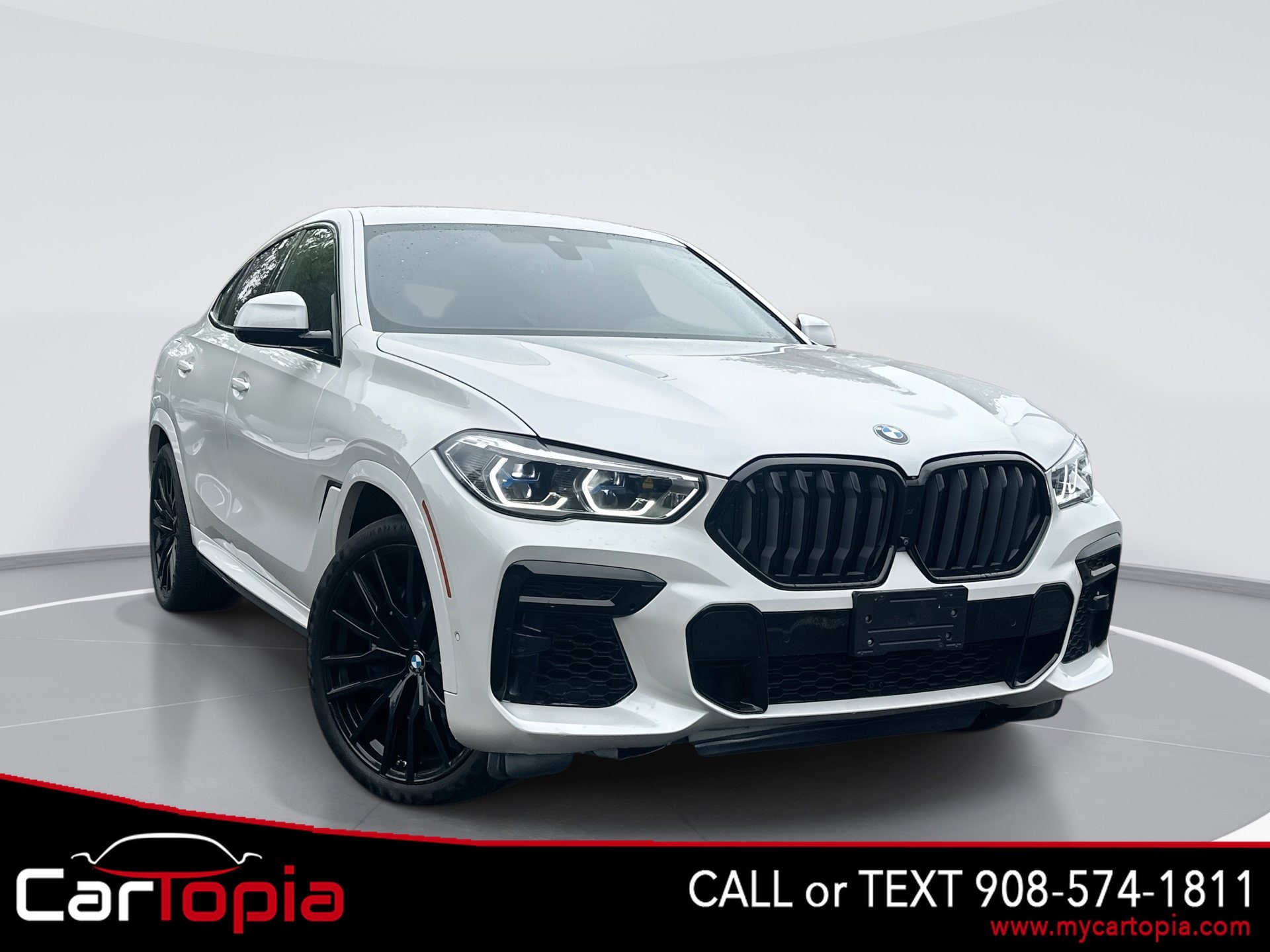 2023 BMW X6 M50i's photo