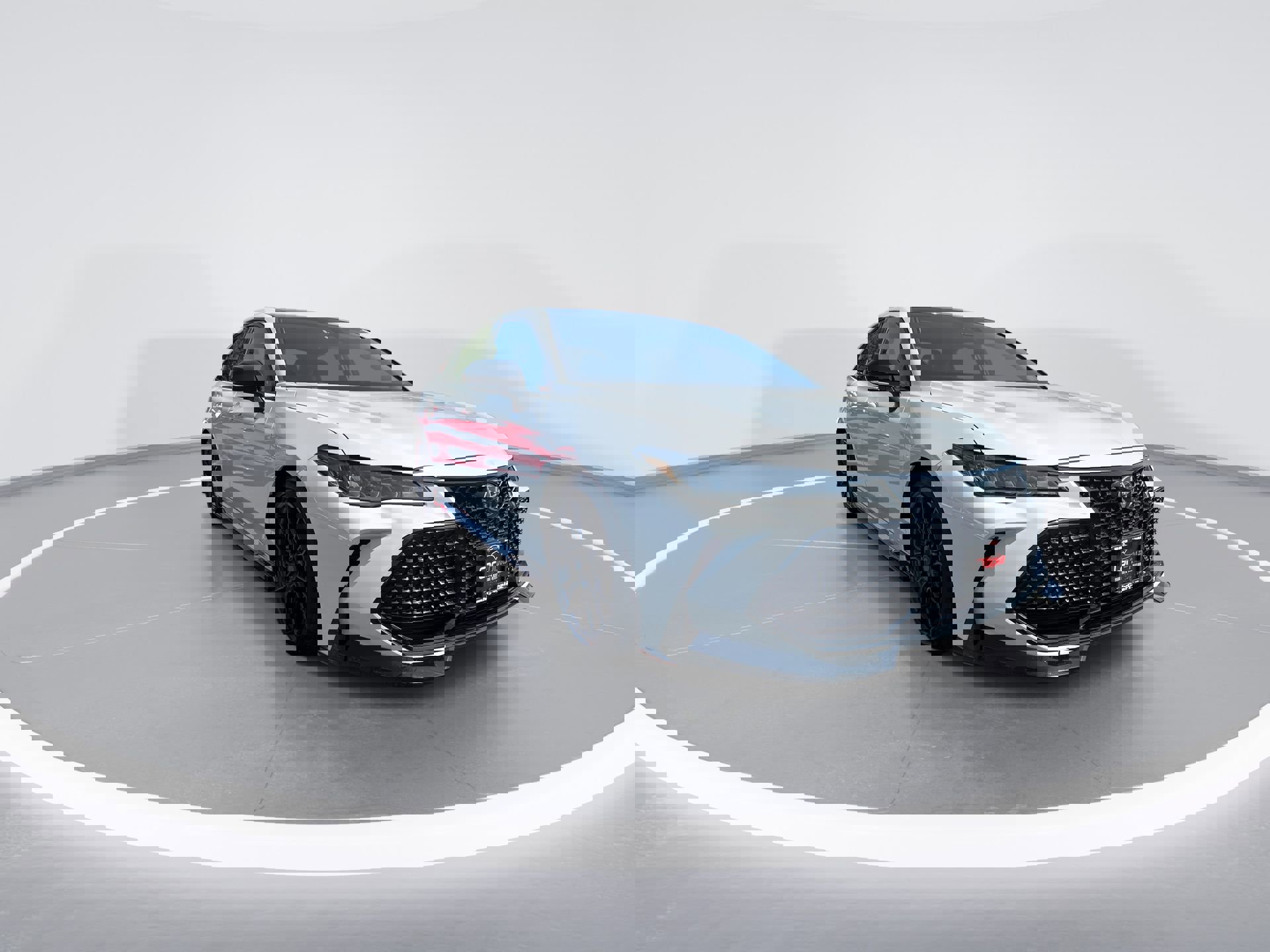 2021 Toyota Avalon TRD photo 2