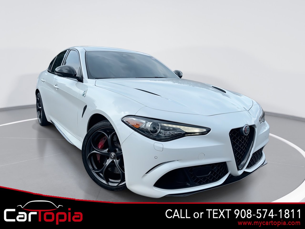 2019 Alfa Romeo Giulia Quadrifoglio