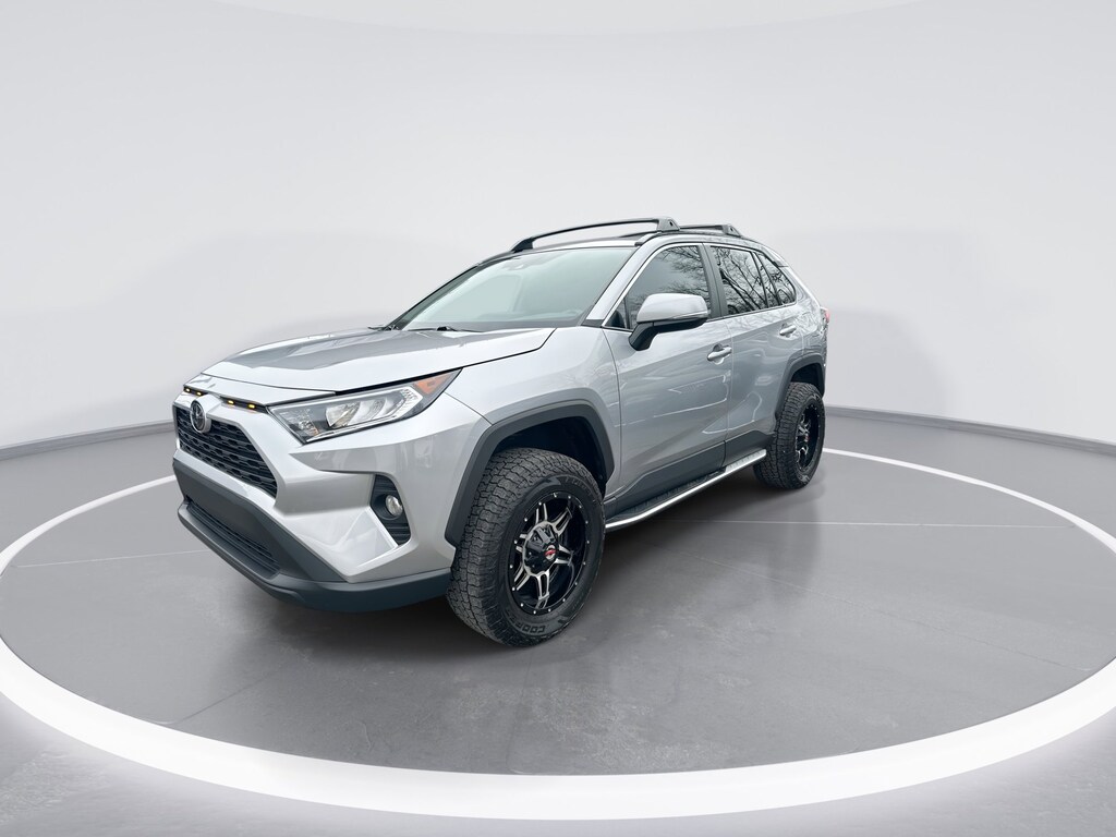 Used 2021 Toyota RAV4 XLE SUV