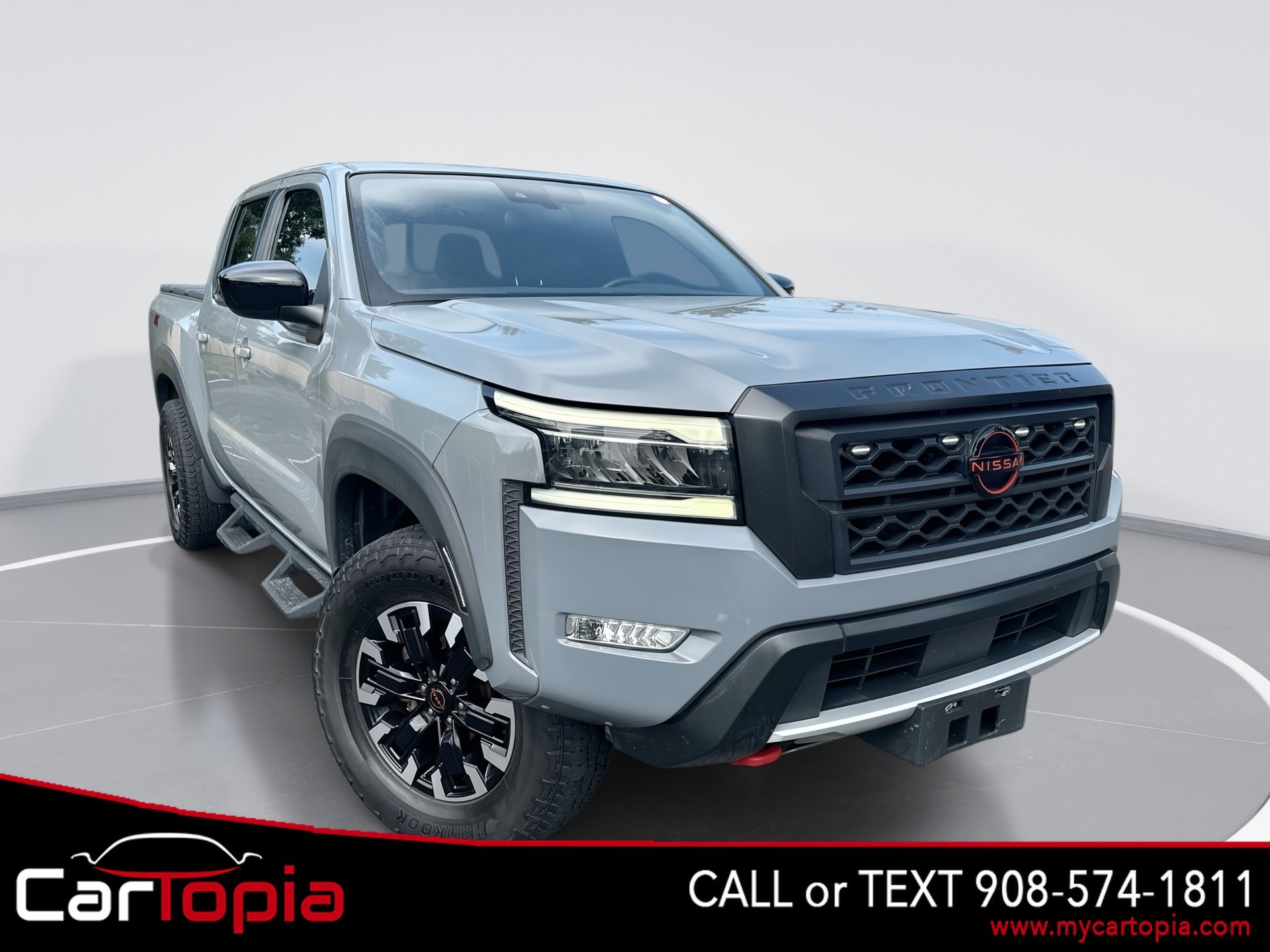 Boulder Gray Pearl 2023 Nissan Frontier Pickup Truck Four-Wheel Drive Automatic