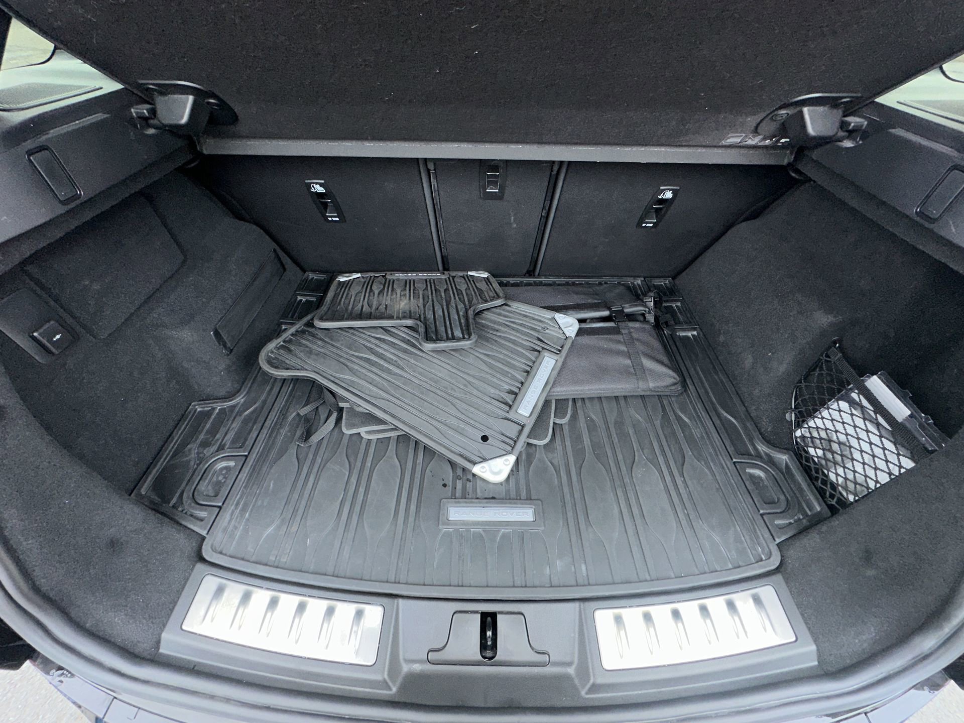 2024 Land Rover Range Rover Evoque Dynamic SE - Photo 24