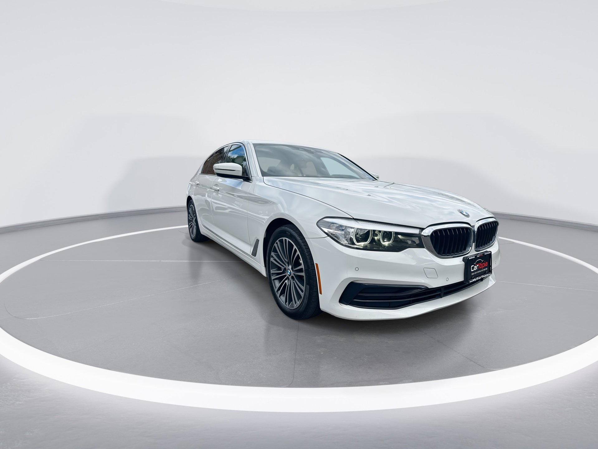 2019 Bmw 530i xDrive photo 2