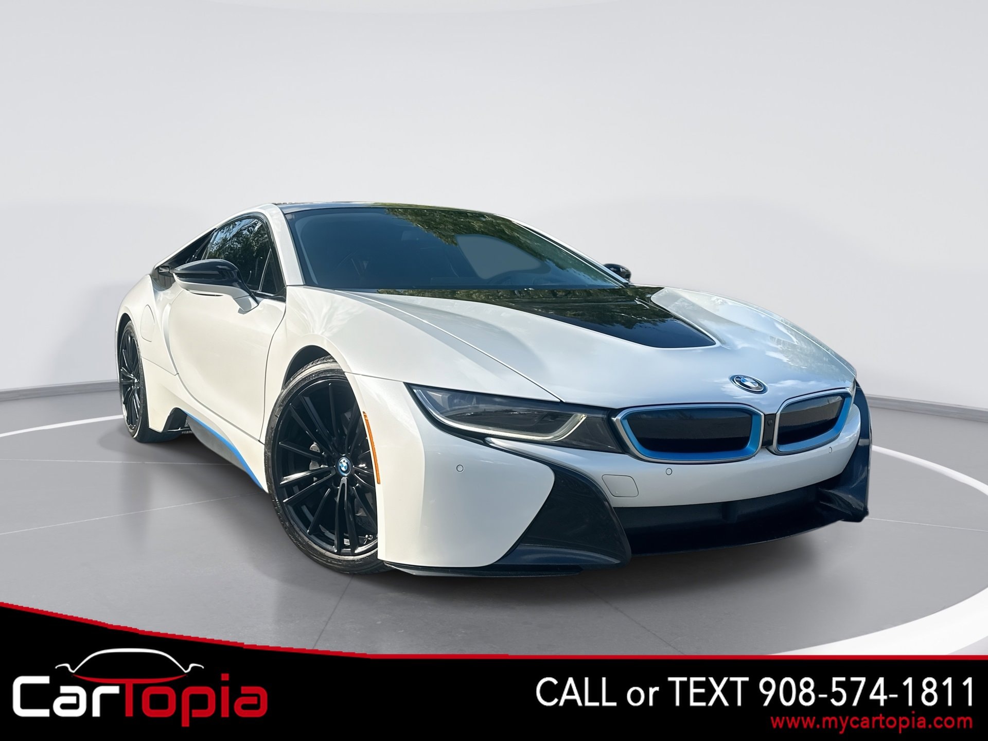 2019 BMW i8 Coupe's photo